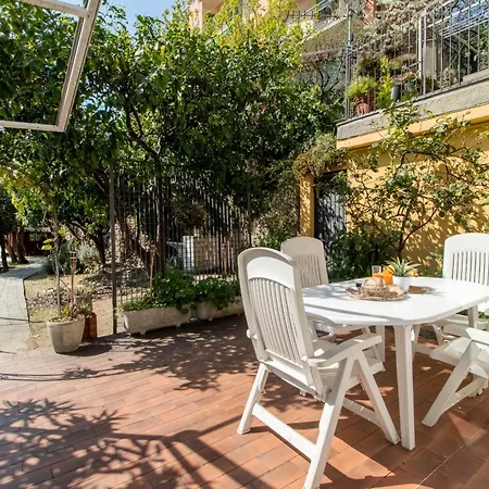 Green Home Apartment