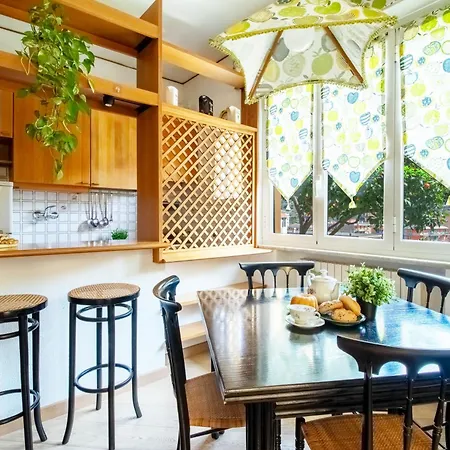 Green Home Apartment